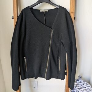 LOFT Women's Black Knit Blazer With Assymeytical Zipper Closure - Size 1X